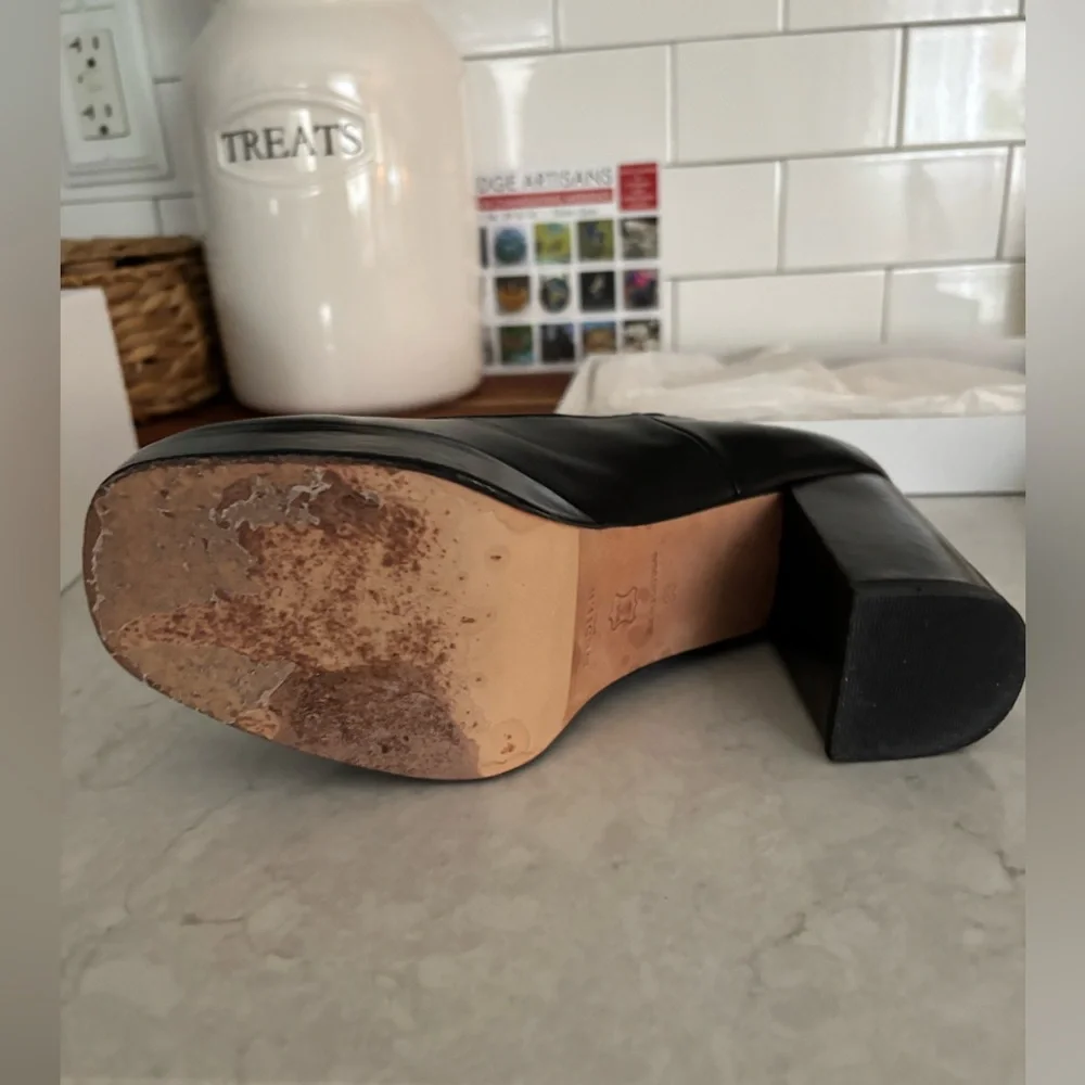 Musier Paris Bobbie’s in Black - Picture 8 of 9